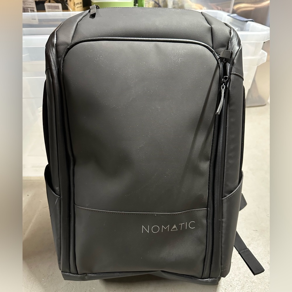 Nomatic 20 L Backpack